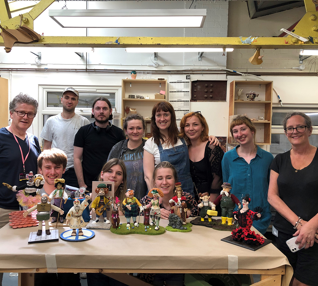 Rob Seex with Model Making students